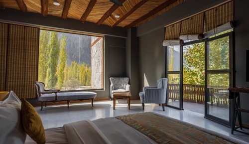 Executive Studio Suite