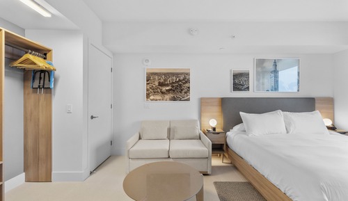 Luxury Studio Suite, 1 King Bed, City View