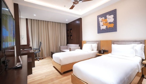 Deluxe Twin Room, City View
