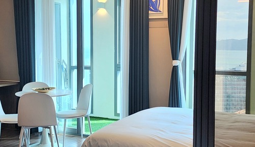 Family Suite, Partial Sea View