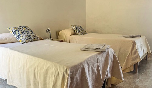 Room, 1 Bedroom, Balcony