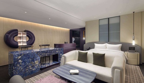Suite, 1 King Bed, Non Smoking