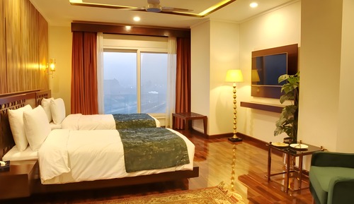 Deluxe Room, City View