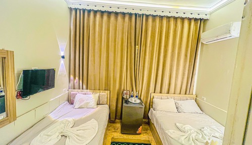 Superior Quadruple Room, Private Bathroom