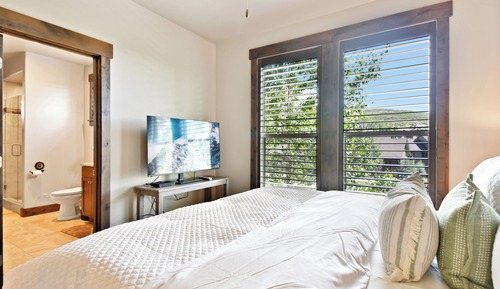 Superior House, Mountain View