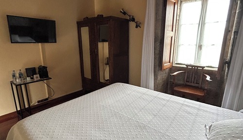 Standard Double Room, Garden View