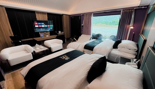Deluxe Twin Room, River View
