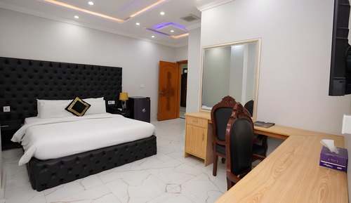 Deluxe Room, City View