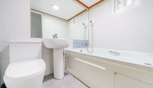 Basic Room, 1 Bedroom (Iris)