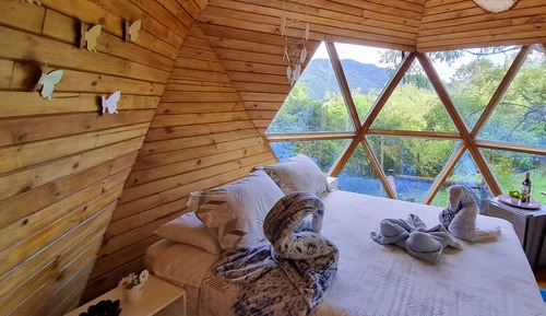 Deluxe Double Room, 1 Double Bed, Ensuite, Mountain View