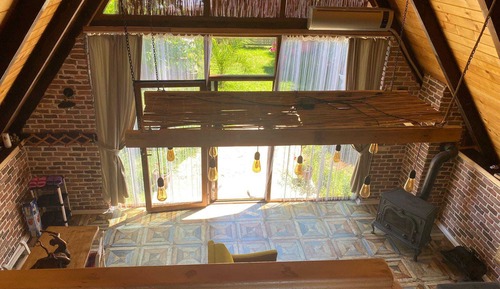 Basic Bungalow, Mountain View