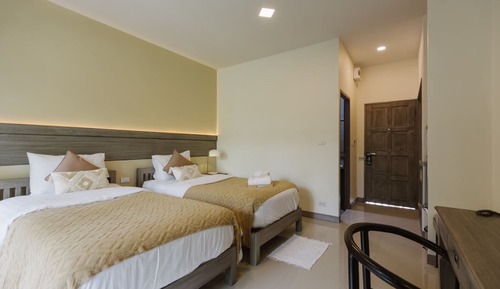 Deluxe Twin Room, Pool View