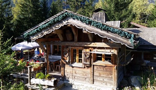 Chalet Les Trolles With Private Indoor Jacuzzi