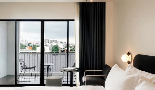 Premium Room, 1 King Bed