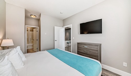 Executive Suite, 1 Queen Bed with Sofa bed, Non Smoking