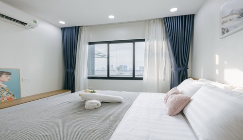 Deluxe Suite, Lake View