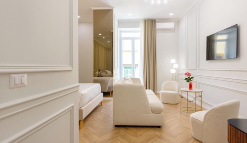 Luxury Suite, City View