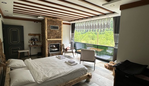 Premium Quadruple Room