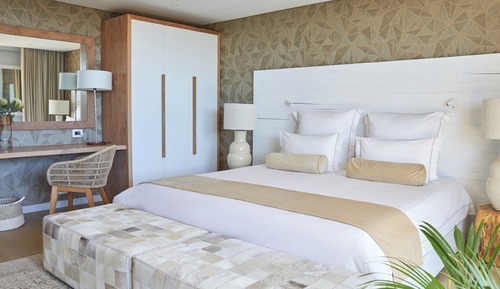 Superior Suite, Garden View