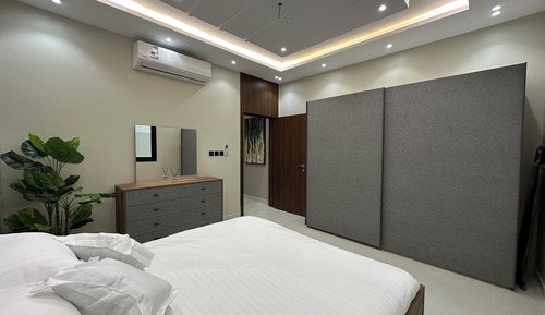 Deluxe Apartment, 1 King Bed, Kitchenette