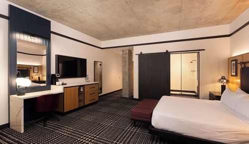 Premium Single Room, 1 King Bed