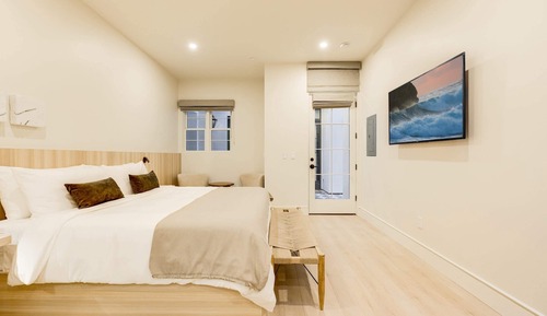 Deluxe Studio, 1 King Bed