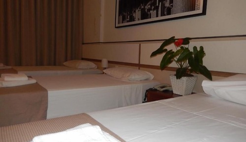 City Triple Room