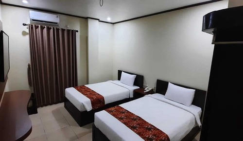 Superior Twin Room, City View