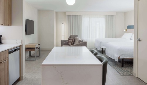 Studio, 2 Queen Beds, Accessible, Bathtub (Hearing)