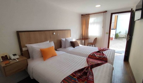 Standard Twin Room, City View