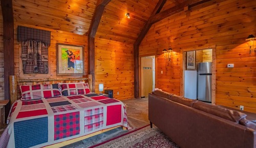 Exclusive Cabin, 1 King Bed with Sofa bed, Kitchen, Mountain View