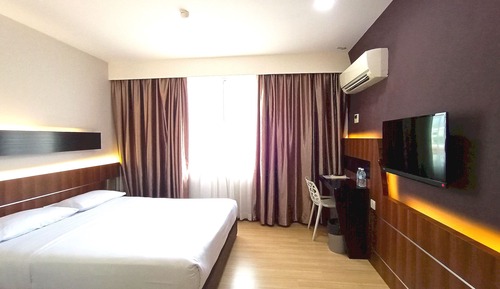 Premium Room, 1 King Bed