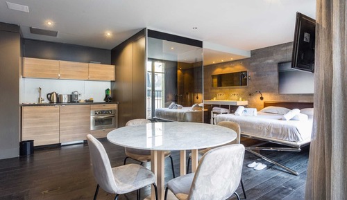 Studio, 1 Queen Bed with Sofa bed (69)