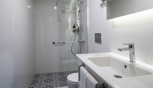 Suite, Balcony (Land Side, 2 French Beds)