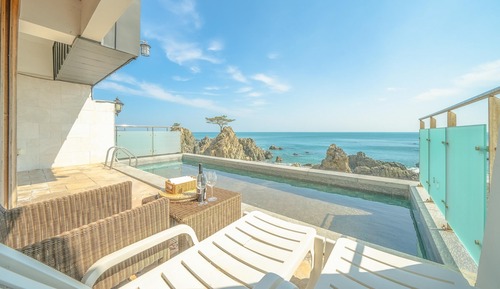 Basic Room, 1 Bedroom (blue1)