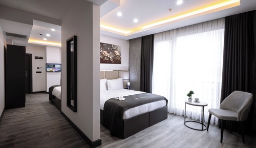 Deluxe Quadruple Room