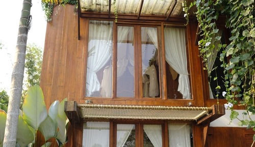 Baan Ruang Khaow