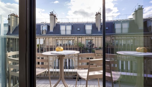 Deluxe Room, 1 King Bed, Balcony (Eiffel Tower View)