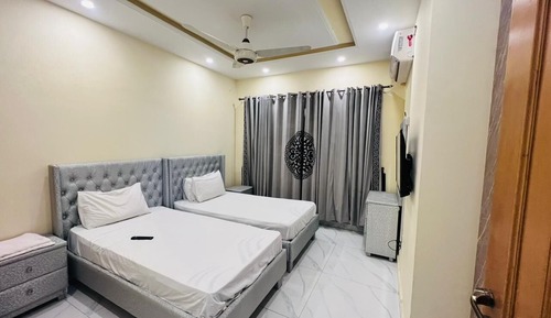 Deluxe Double or Twin Room