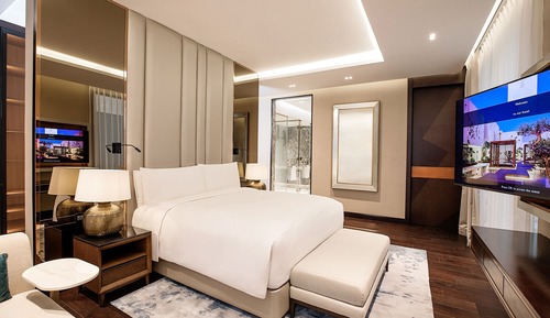 Villa Dolce Vita, 3 Bedroom, with Private Pool, Private Cinema and Butler Service