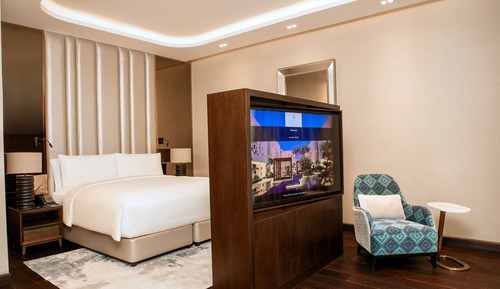 Villa Magnifico, 5 Bedroom, with Private Pool, Private Cinema and Butler Service