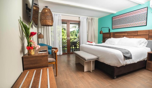 Superior Double Room, 1 King Bed, Pool View