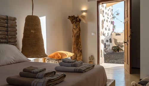 Deluxe Room, 1 Queen Bed