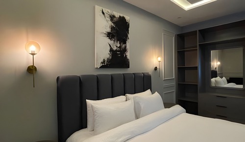 Standard Room, 1 King Bed