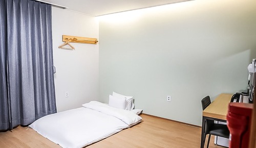 Korean Style Room (Old Building)