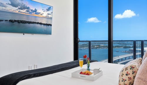 City Apartment, 2 Bedrooms, Ocean View, Oceanfront1611