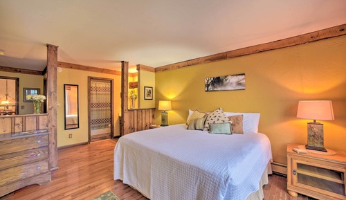 Club Single Room