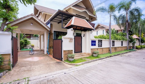 5bed 5bath