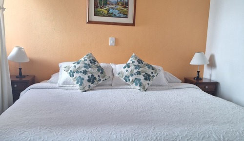 Standard Double Room, 1 Queen Bed