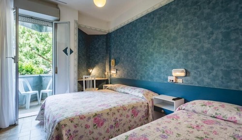 Standard Room, Multiple Beds